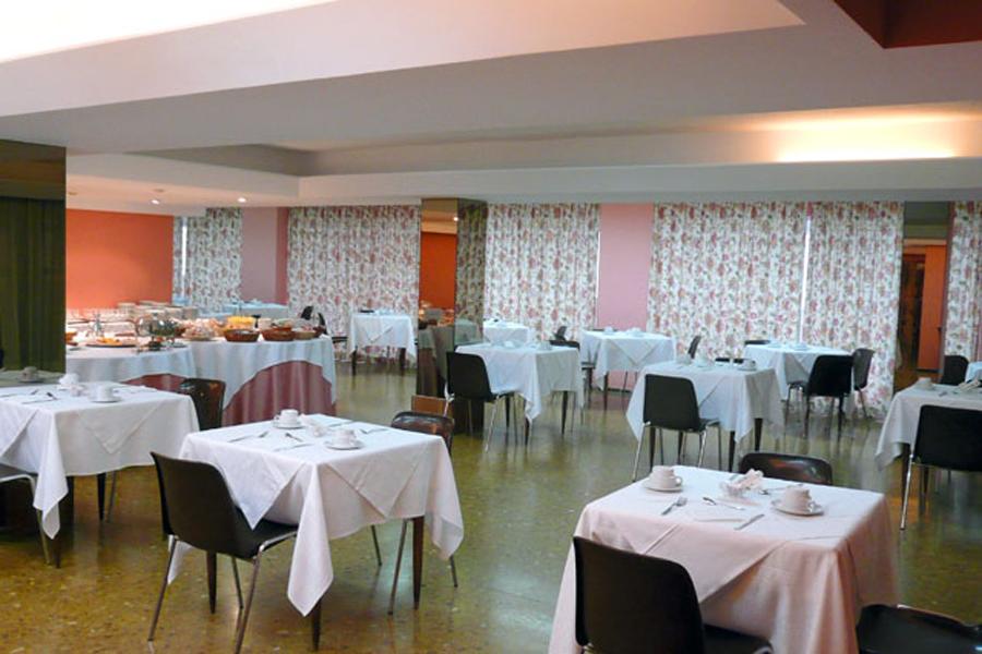 Hotel Goya Alicante Bagian luar foto