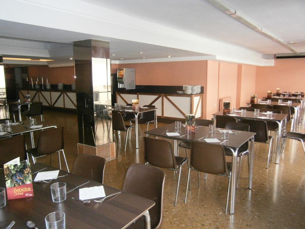 Hotel Goya Alicante Bagian luar foto
