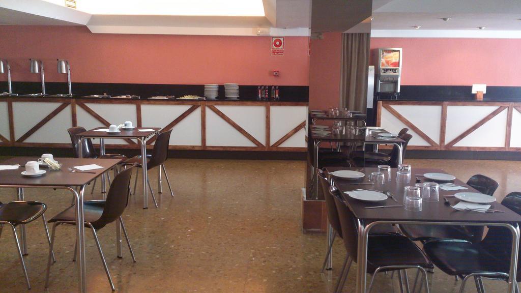 Hotel Goya Alicante Bagian luar foto