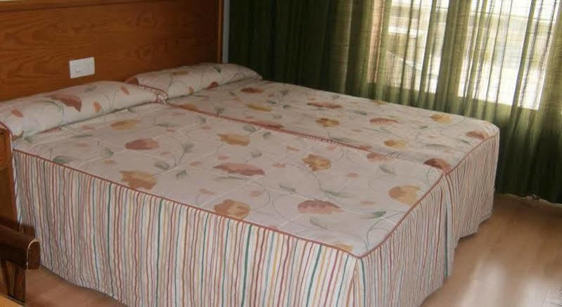Hotel Goya Alicante Bagian luar foto